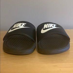 Boys Nike Slides